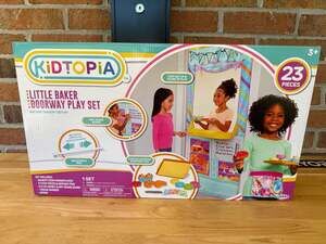 Kidtopia Little Baker Doorway Play Set